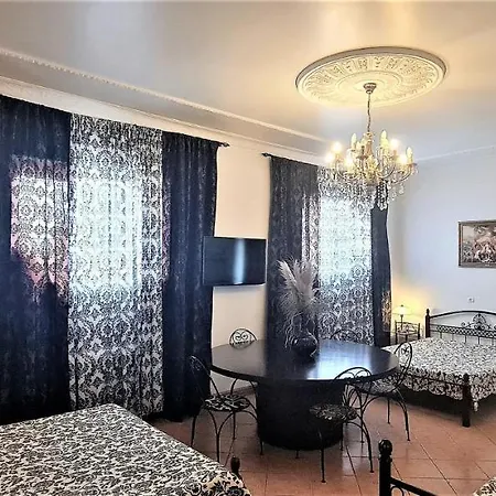 Crystal Residence Lejlighed Arnal